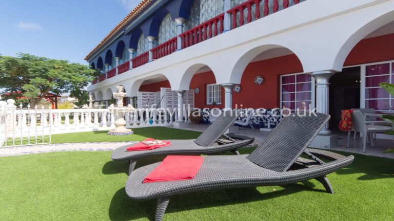 Discover the Best Holiday Homes Tenerife and Holiday Apartments Tenerife for Your Dream Vacation